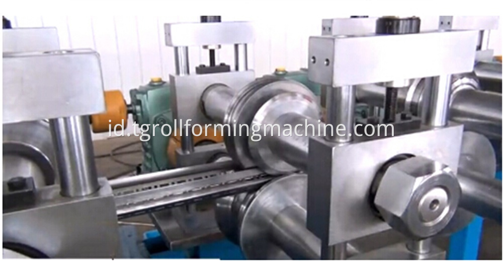 Electric Cabinet Forming Machine